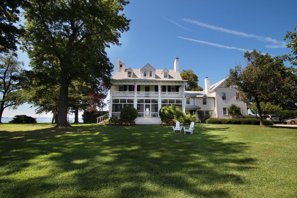 Wades Point Inn On The Bay McDaniel Экстерьер фото