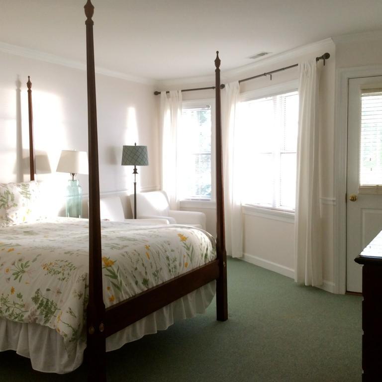 Wades Point Inn On The Bay McDaniel Экстерьер фото