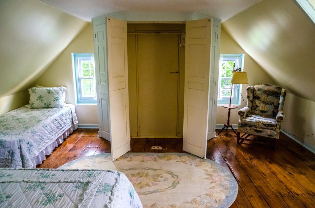 Wades Point Inn On The Bay McDaniel Экстерьер фото