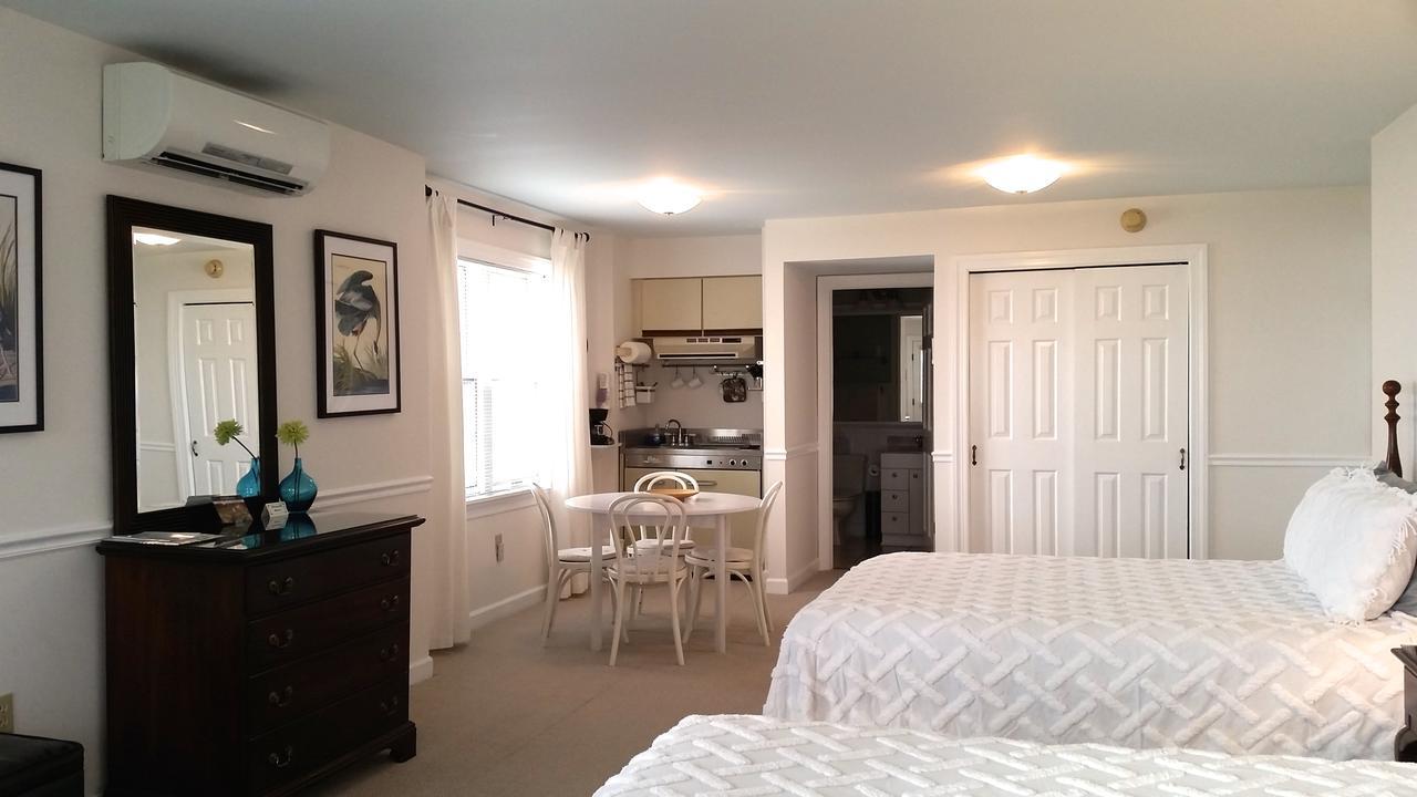 Wades Point Inn On The Bay McDaniel Экстерьер фото